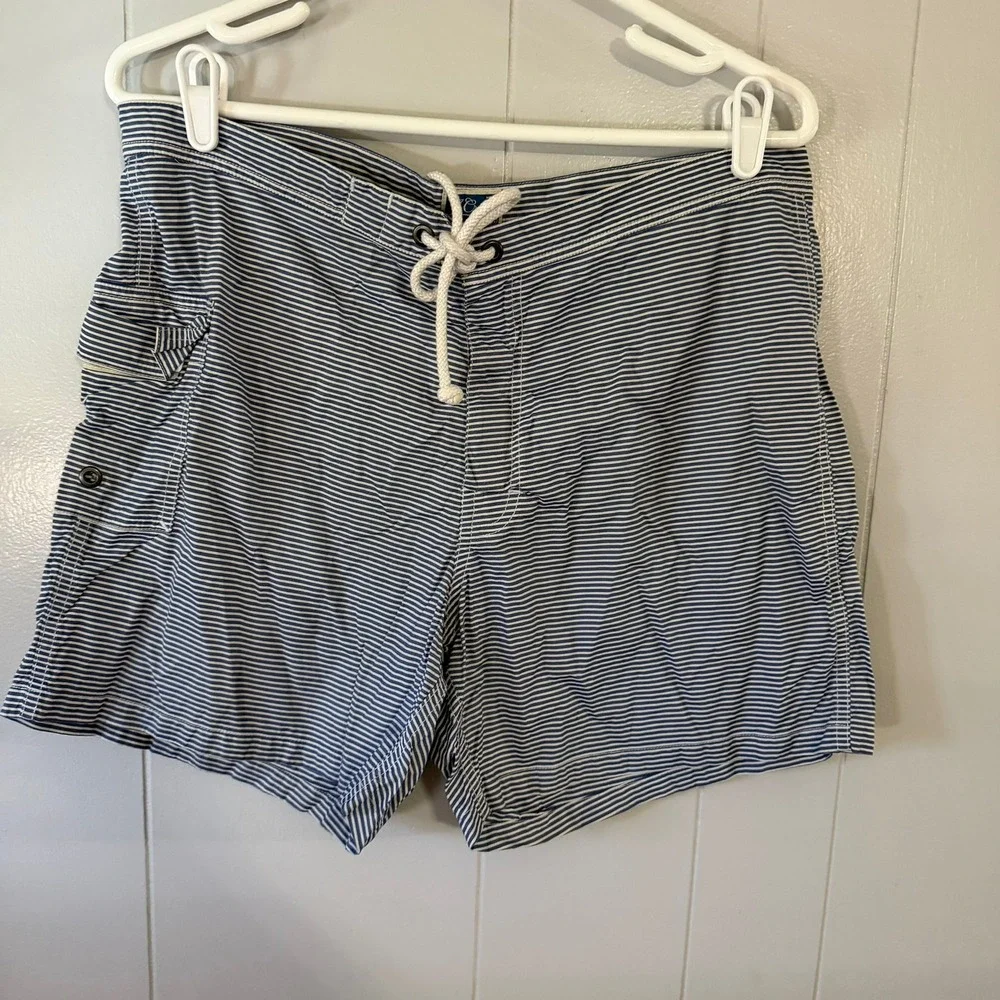 J. Crew Board Shorts Mens 34 Blue White Striped Lace Up Cargo Pocket Swim Trunks